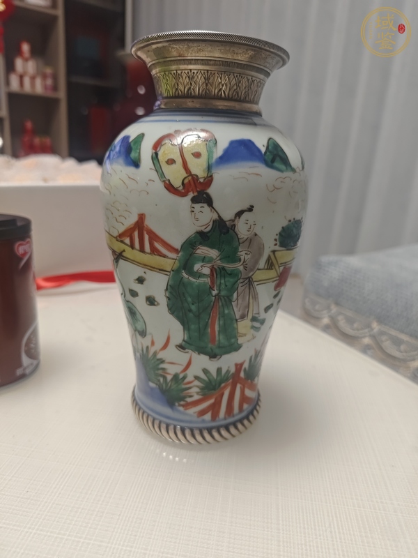 古玩陶瓷青花五彩罐真品鑒賞圖