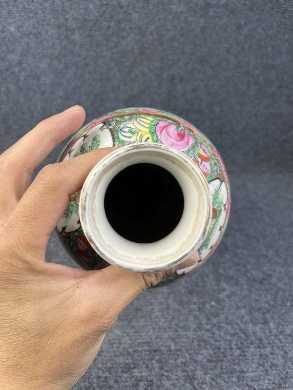 古玩陶瓷民國-廣彩人物故事紋梅瓶拍賣,當前價格1369元