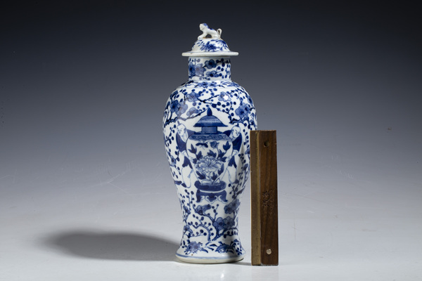 古玩陶瓷清光緒·青花四海升平紋雞腿蓋瓶拍賣,當(dāng)前價格2999元