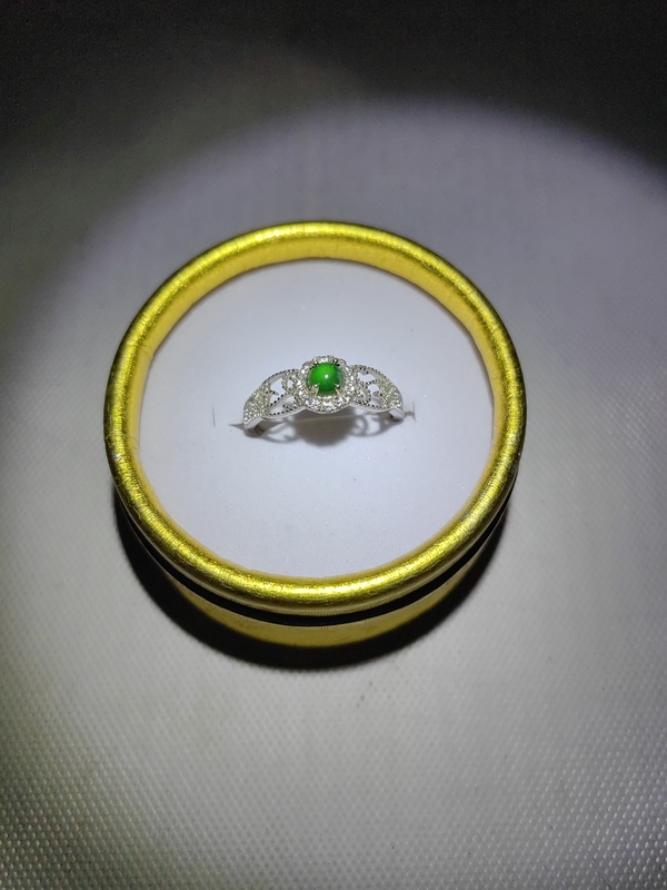 古玩玉器天然翡翠鑲嵌戒指拍賣,當前價格234元