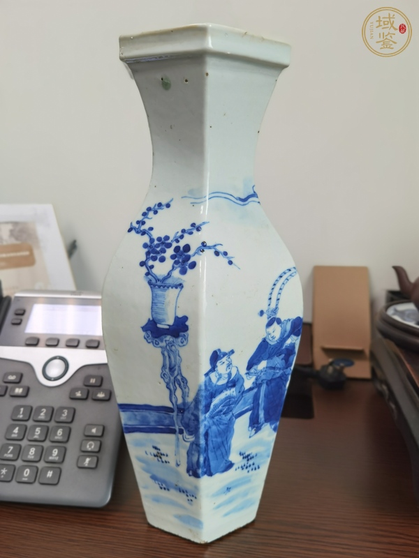 古玩陶瓷青花瓶真品鑒賞圖