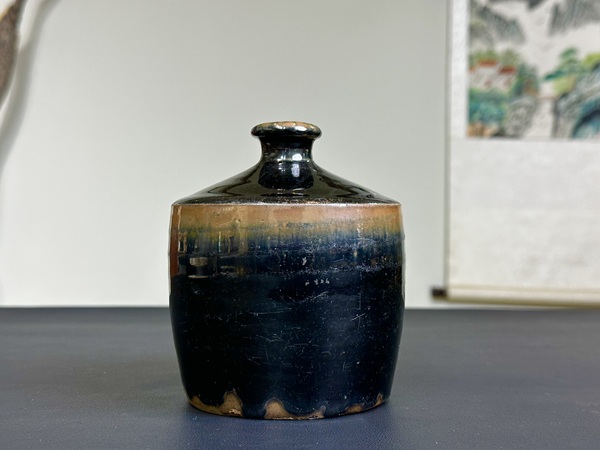 古玩陶瓷明代，磁州窯窯變黑釉梅瓶拍賣，當前價格850元
