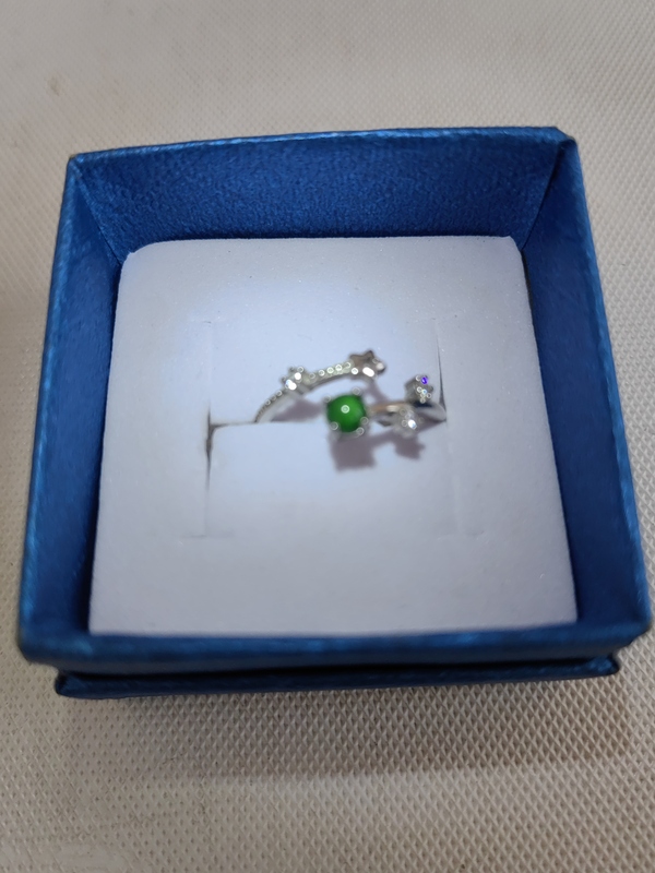 古玩玉器天然翡翠鑲嵌戒指拍賣,當前價格234元