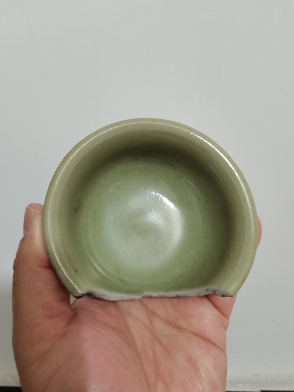 古玩陶瓷龍泉青瓷高足杯拍賣(mài)，當(dāng)前價(jià)格0元