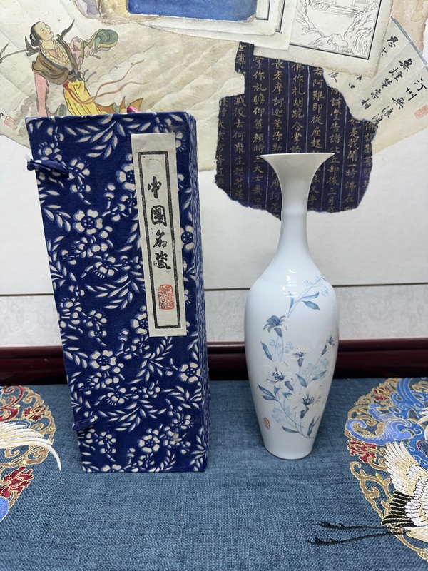 古玩轉賣567精品薄胎花卉蛋殼瓷拍賣，當前價格288元