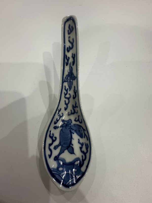 古玩陶瓷青花海水海八怪紋勺子一對拍賣,當前價格1588元