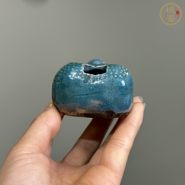 古玩陶瓷藍(lán)釉金蟾水滴真品鑒賞圖