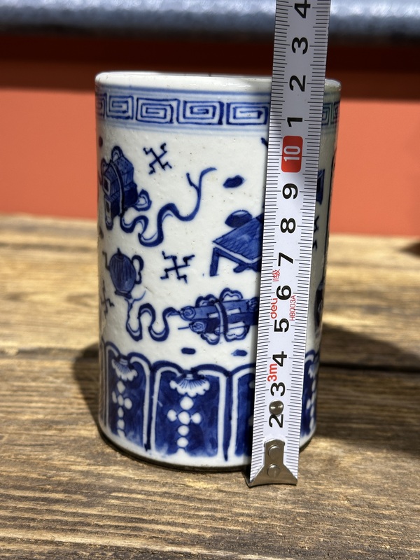 古玩陶瓷清代光緒青花博古紋筆筒拍賣,當前價格1800元