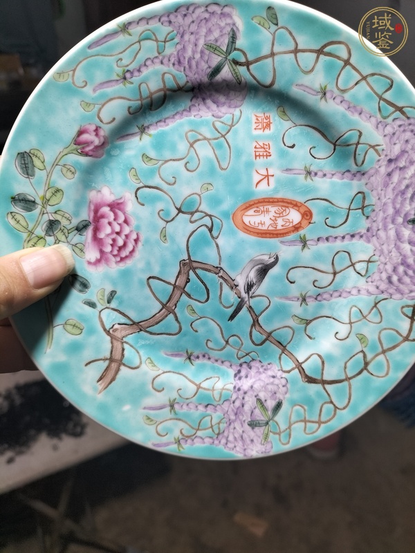 古玩陶瓷花鳥紋粉彩盤真品鑒賞圖