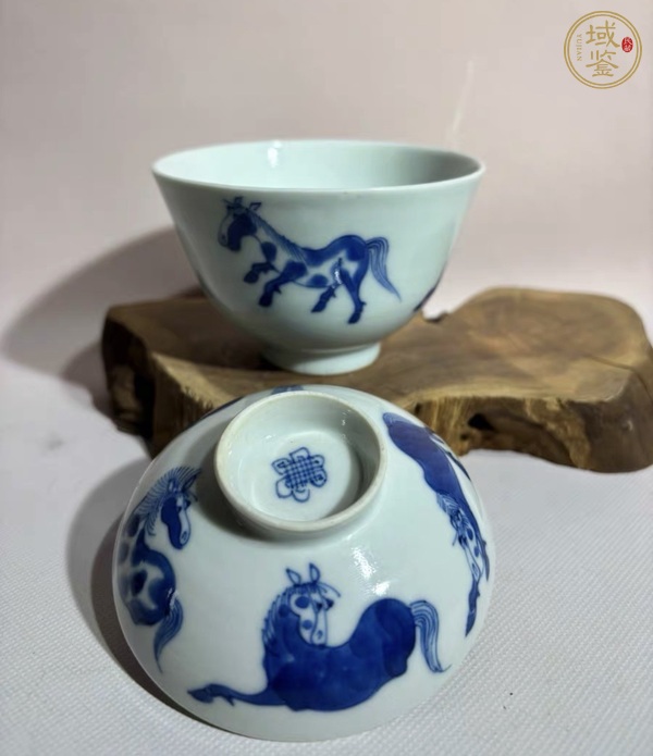 古玩陶瓷清道光 青花駿馬圖蓋碗真品鑒賞圖