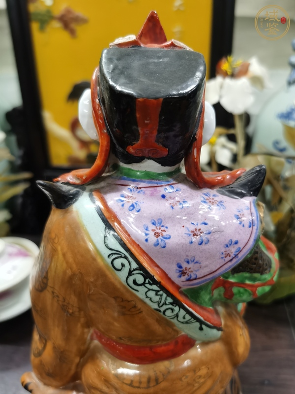 古玩陶瓷財(cái)神塑像真品鑒賞圖