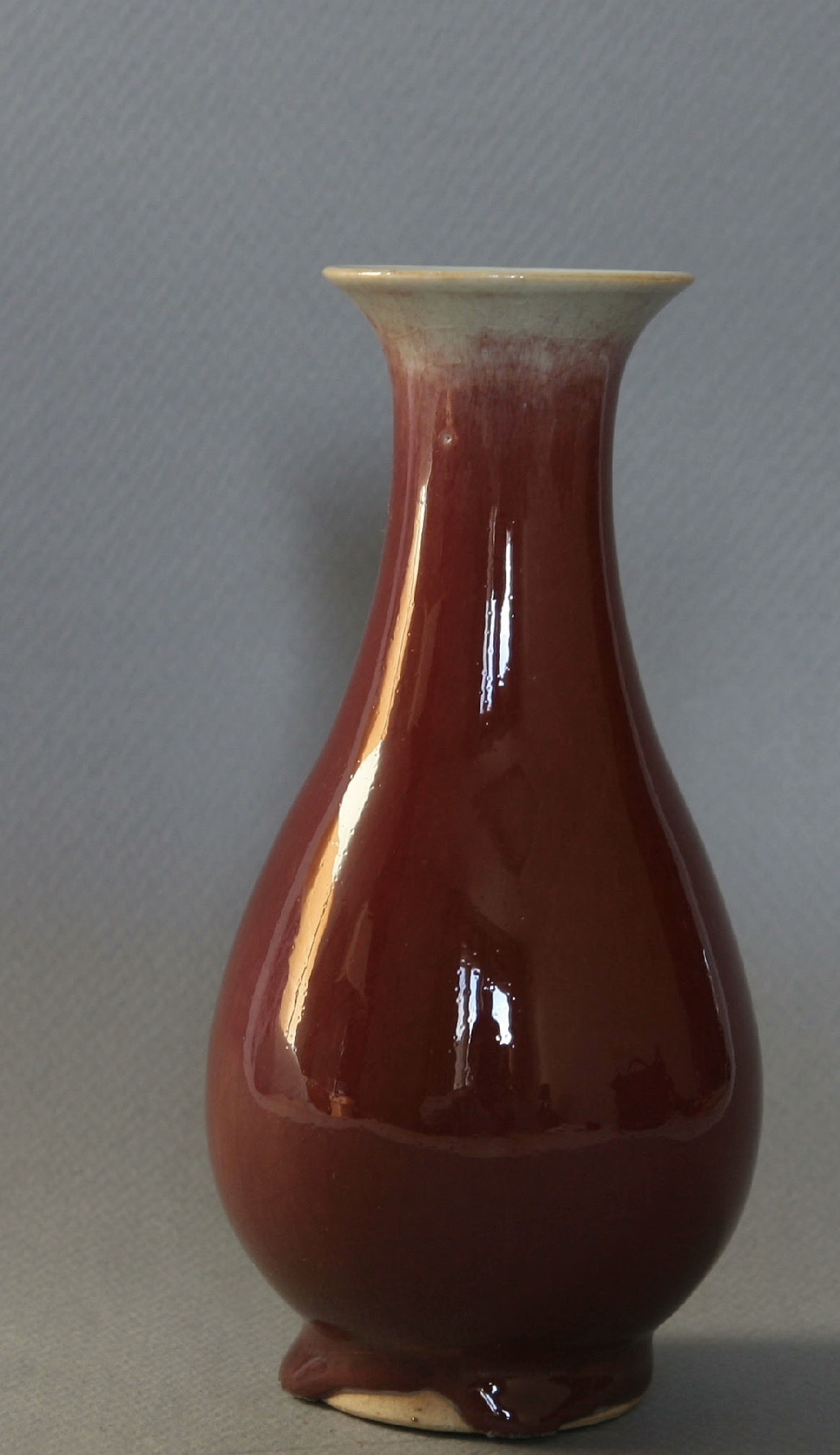 域鉴古玩】郎红釉玉壶春瓶，模糊，偏老鉴定结果_郎红釉玉壶春瓶