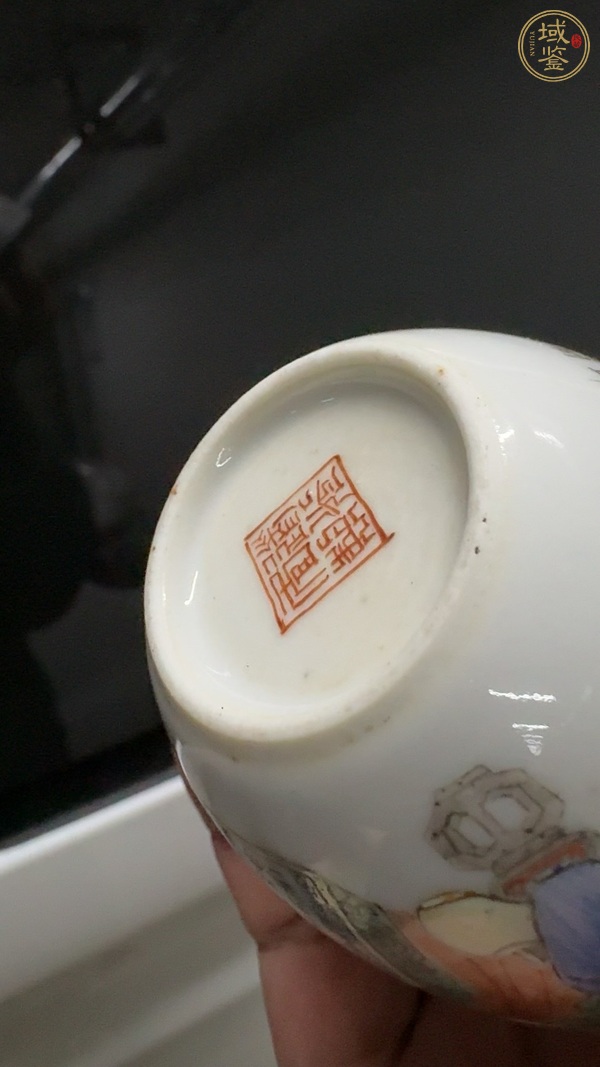 古玩陶瓷粉彩無(wú)雙普人物杯真品鑒賞圖