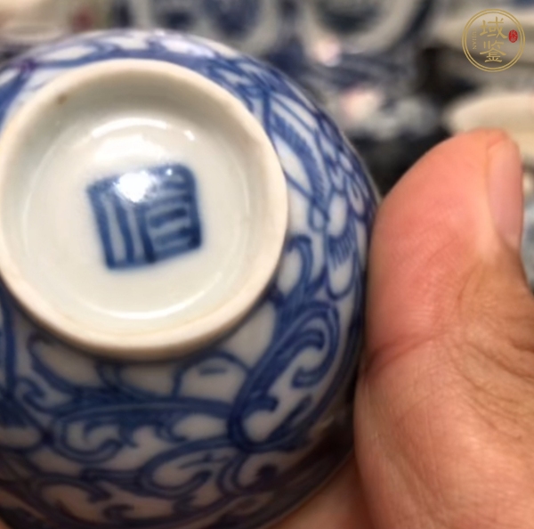 古玩陶瓷青花杯真品鑒賞圖