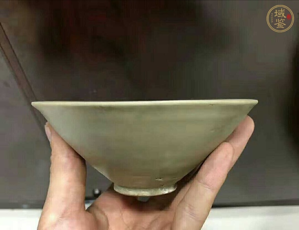 古玩陶瓷耀州窯青釉茶盞真品鑒賞圖