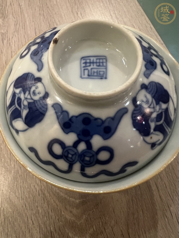 古玩陶瓷青花蓋碗真品鑒賞圖