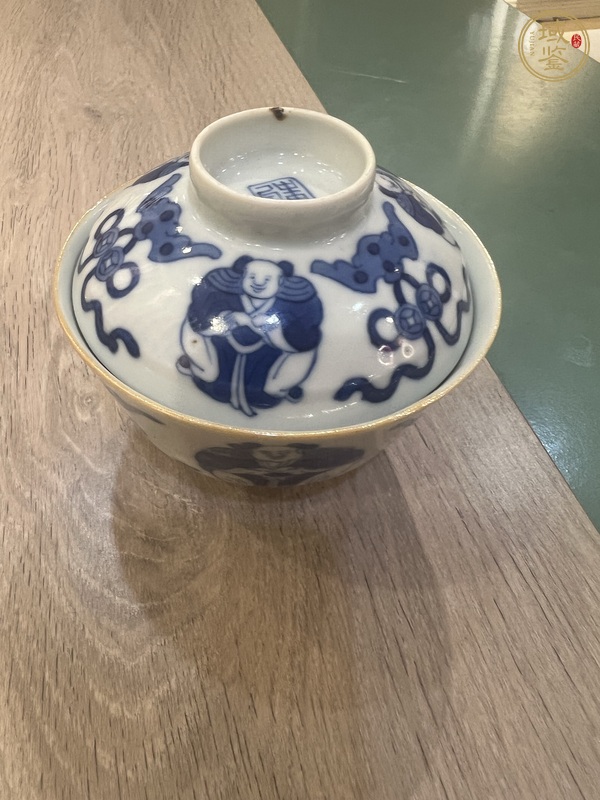 古玩陶瓷青花蓋碗真品鑒賞圖