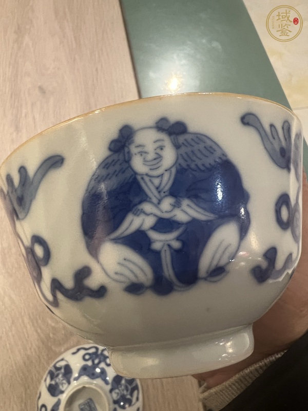 古玩陶瓷青花蓋碗真品鑒賞圖