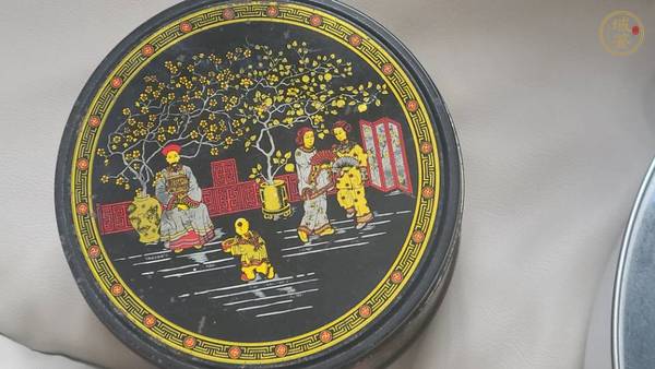 古玩雜項(xiàng)人物搪瓷盒真品鑒賞圖