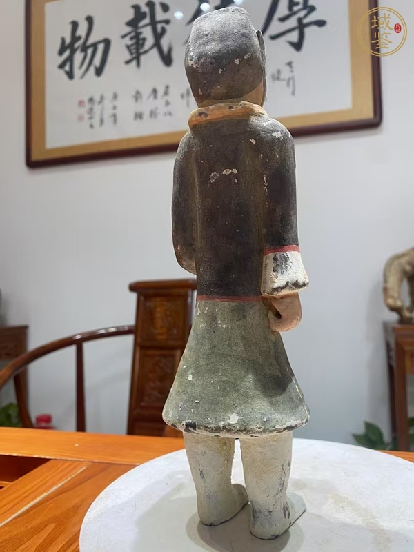 古玩陶瓷彩陶人物真品鑒賞圖