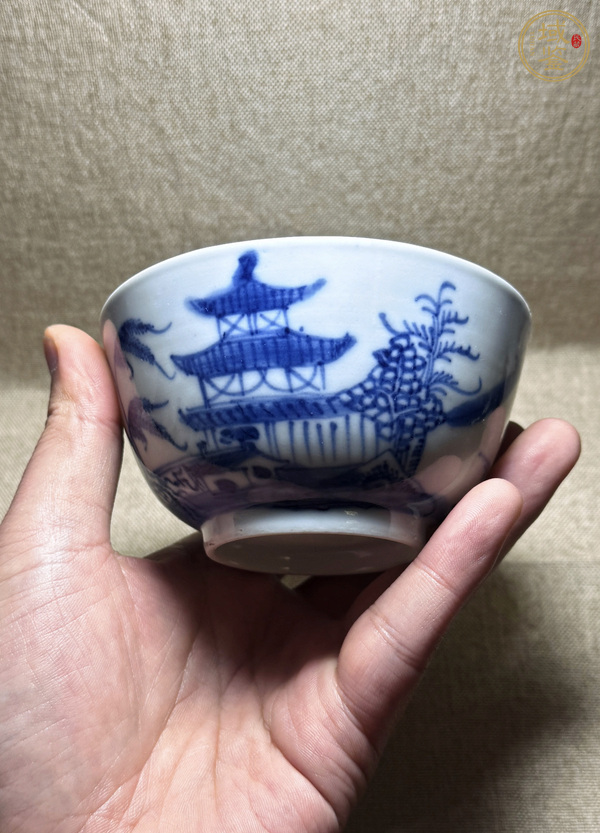 古玩樓臺亭閣山水紋青花茶圓真品鑒賞圖