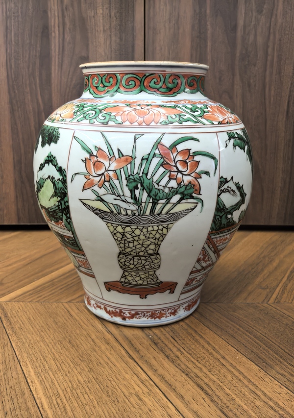 古玩陶瓷順治(簪花及第)五彩罐拍賣,當(dāng)前價(jià)格168888元