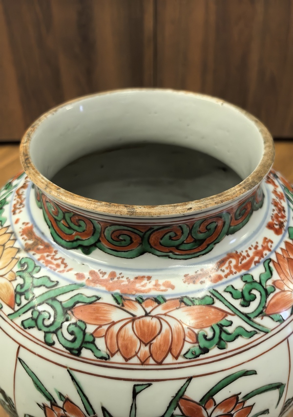 古玩陶瓷順治(簪花及第)五彩罐拍賣,當(dāng)前價(jià)格168888元