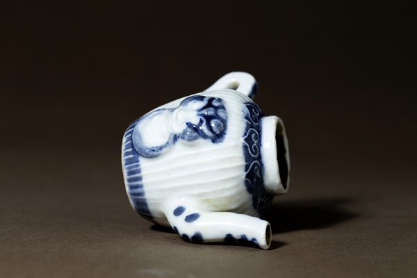 古玩陶瓷清晚·青花模印鋪首紋瓜棱硯滴（一對(duì)）拍賣(mài)，當(dāng)前價(jià)格1080元