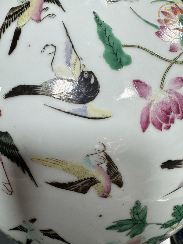 古玩陶瓷花鳥紋粉彩瓶真品鑒賞圖