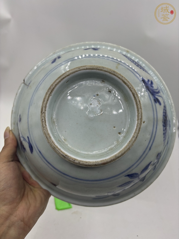 古玩陶瓷青花折枝花卉紋茶碗真品鑒賞圖