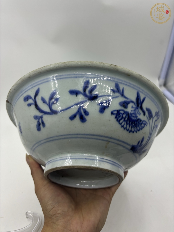 古玩陶瓷青花折枝花卉紋茶碗真品鑒賞圖