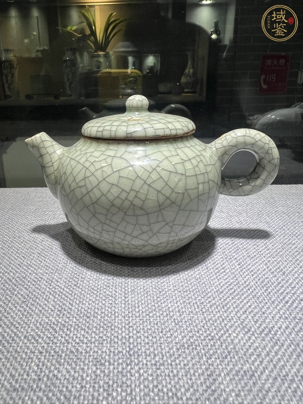 古玩陶瓷青釉茶壺真品鑒賞圖