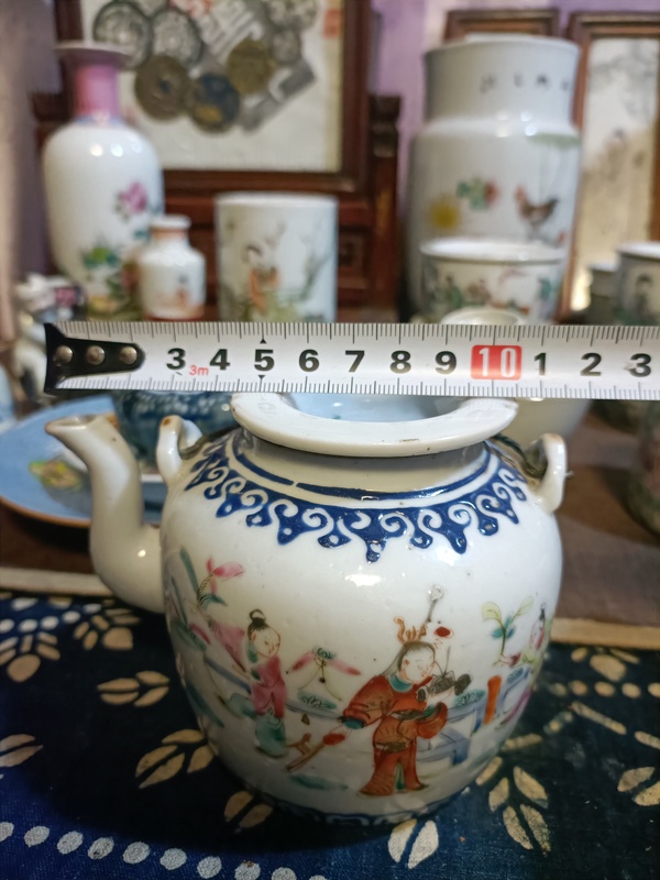 古玩陶瓷同治粉彩五子奪魁提梁壺拍賣,當前價格3888元