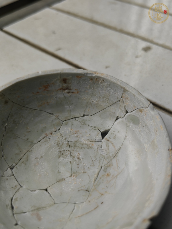 古玩陶瓷青花蟲(chóng)草紋蓋真品鑒賞圖