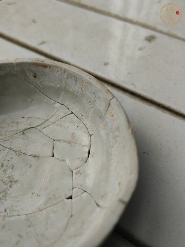 古玩陶瓷青花蟲(chóng)草紋蓋真品鑒賞圖