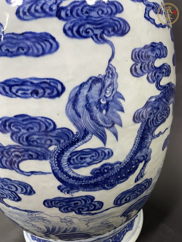 古玩陶瓷青花瓶真品鑒賞圖