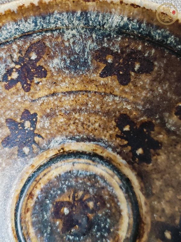 古玩陶瓷吉州窯貼花茶盞真品鑒賞圖