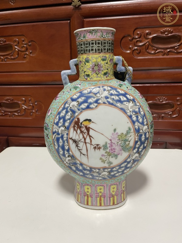 古玩陶瓷花鳥紋粉彩抱月瓶真品鑒賞圖