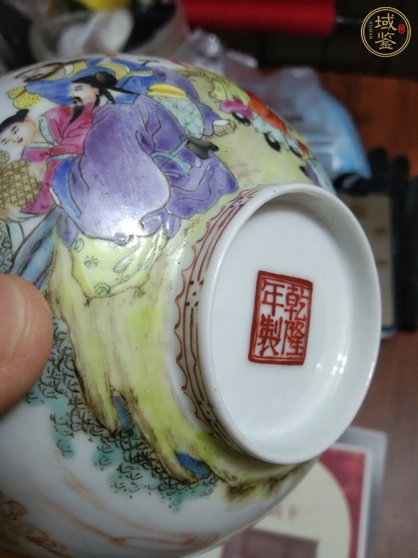 古玩陶瓷粉彩八仙人物茶碗真品鑒賞圖