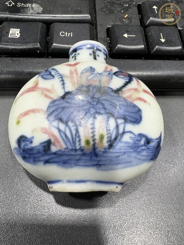 古玩陶瓷青花釉里紅鼻煙壺真品鑒賞圖