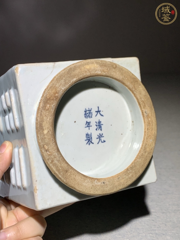 古玩陶瓷冬青釉琮式瓶真品鑒賞圖