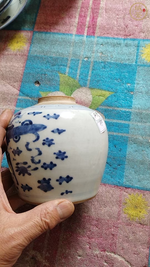 古玩陶瓷青花博古圖罐真品鑒賞圖