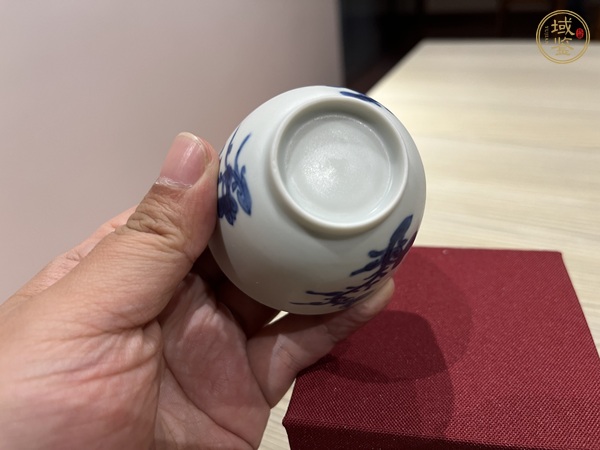 古玩陶瓷青花花卉紋仰鐘杯真品鑒賞圖