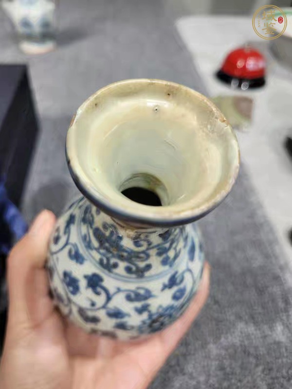 古玩陶瓷青花瓶（疑修）真品鑒賞圖