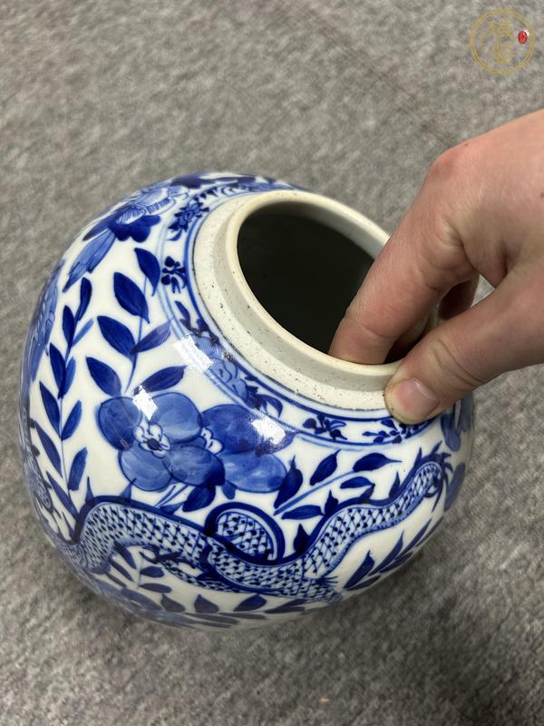 古玩陶瓷花間龍紋青花罐真品鑒賞圖