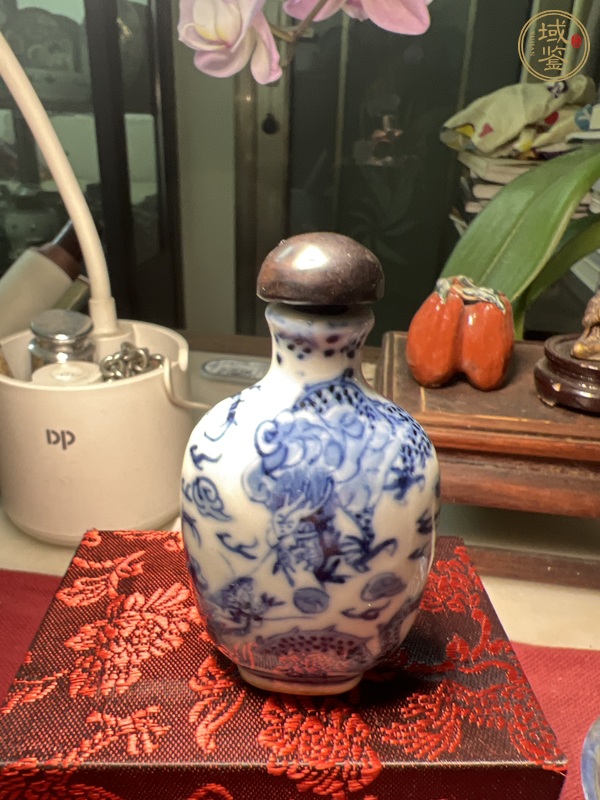 古玩陶瓷青花鼻煙壺真品鑒賞圖