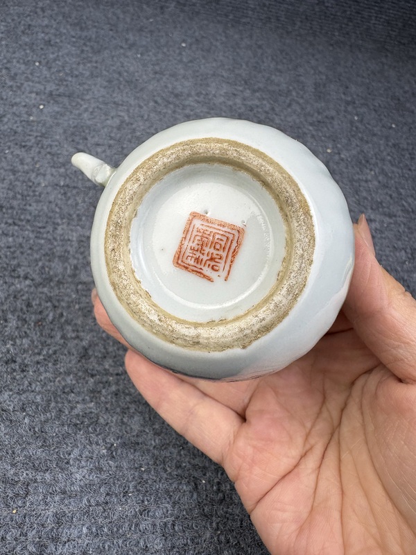 古玩陶瓷粉彩美人如玉把杯拍賣,當前價格288元