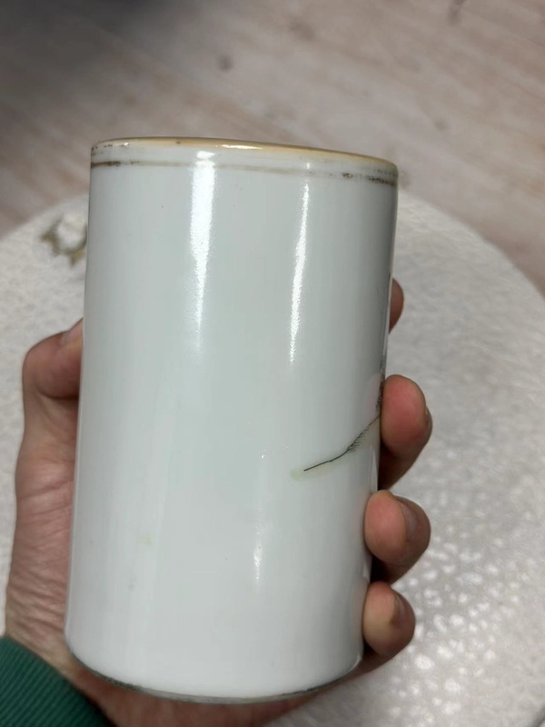 古玩陶瓷清同治.粉彩太白醉寫圖筆筒拍賣，當(dāng)前價(jià)格16888元