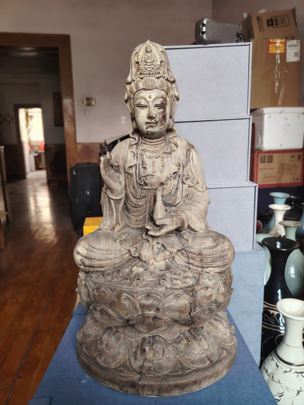 古玩雜項觀音木雕拍賣，當(dāng)前價格3600元