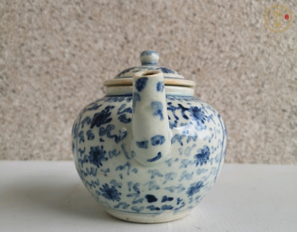 古玩陶瓷青花執(zhí)壺真品鑒賞圖